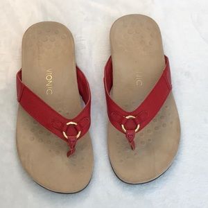 Vionic Red Size 11 Sandals